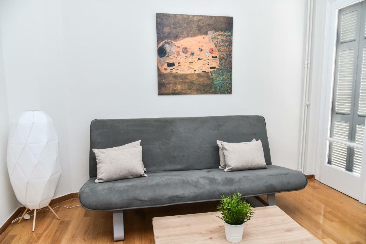 Warm Apartment At Exarchia 1 Bed 2 Pers Атина Екстериор снимка