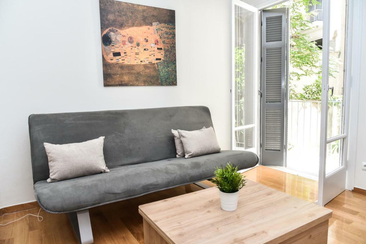 Warm Apartment At Exarchia 1 Bed 2 Pers Атина Екстериор снимка